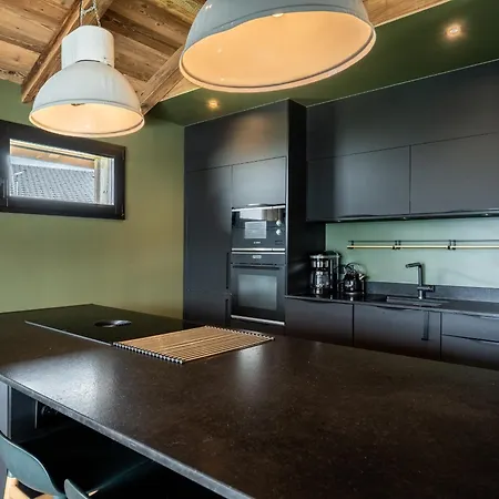Chalé Splendide 6 Pièces, Jacuzzi Et Sauna, Proche Pistes à Montalbert - Fr-1-755-24