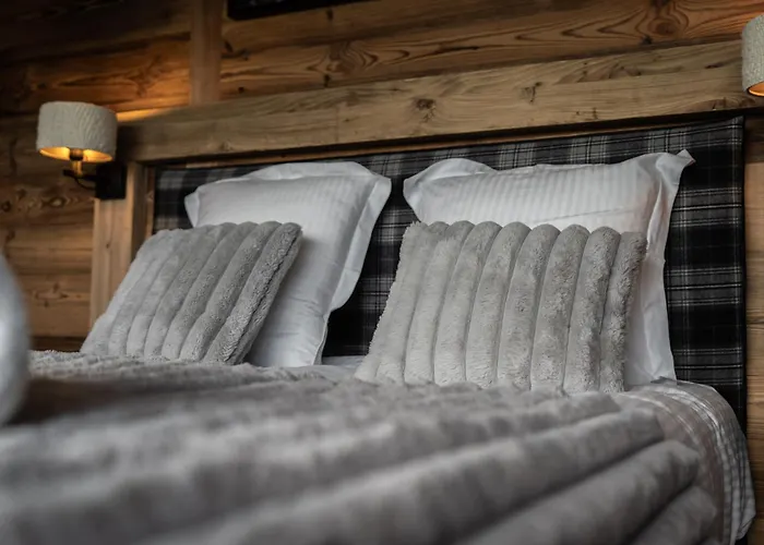 Chalet Splendide 6 Pieces, Jacuzzi Et Sauna, Proche Pistes A Montalbert - Fr-1-755-24 *