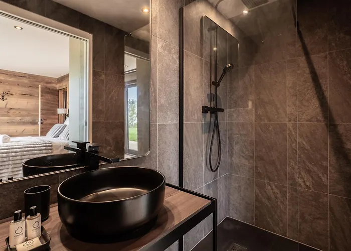 Splendide 6 Pieces, Jacuzzi Et Sauna, Proche Pistes A Montalbert - Fr-1-755-24 La Plagne