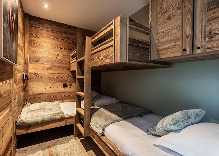 Chalet Splendide 6 Pieces, Jacuzzi Et Sauna, Proche Pistes A Montalbert - Fr-1-755-24 La Plagne